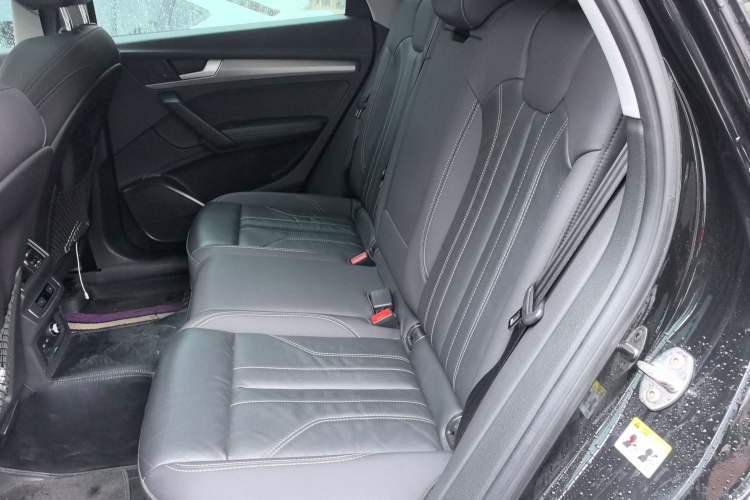 Used Audi Q5L 2023 40T Fashionable and Dynamic Edition Left Rear Seat