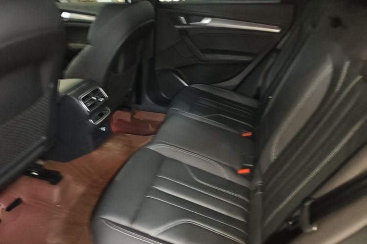 Used Audi Q5L 2023 40T Fashionable and Dynamic Edition Left Rear Seat