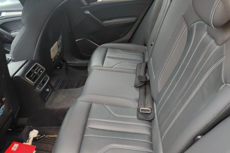 Used Audi Q5L 2023 40T Luxury Dynamic Model Left Rear Seat