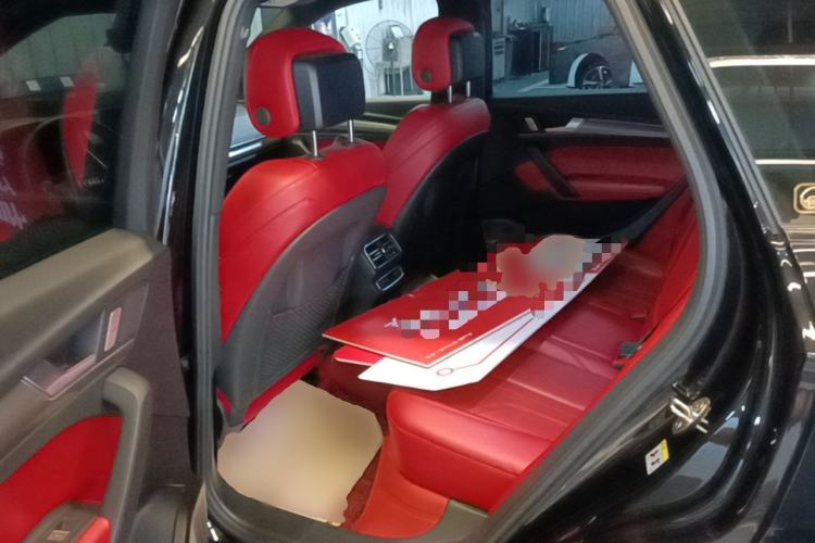 Used Audi Q5L 2023 40T Luxury Dynamic Model Left Rear Seat