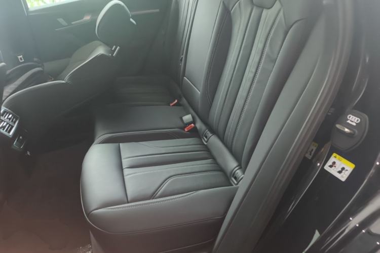 Used Audi Q5L 2023 40T Luxury Dynamic Model Left Rear Seat