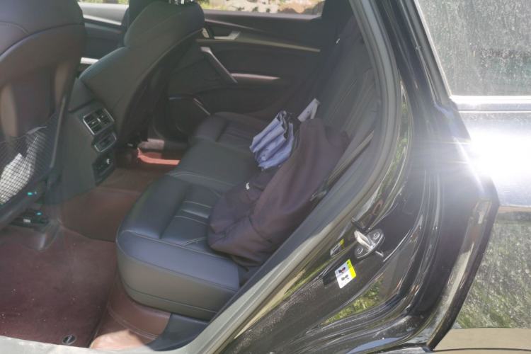 Used Audi Q5L 2023 40T Luxury Dynamic Model Left Rear Seat