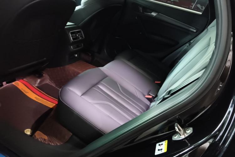 Used Audi Q5L 2023 40T Luxury Dynamic Model Left Rear Seat
