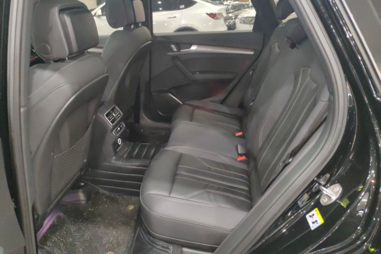 Used Audi Q5L 2023 40T Luxury Dynamic Model Left Rear Seat