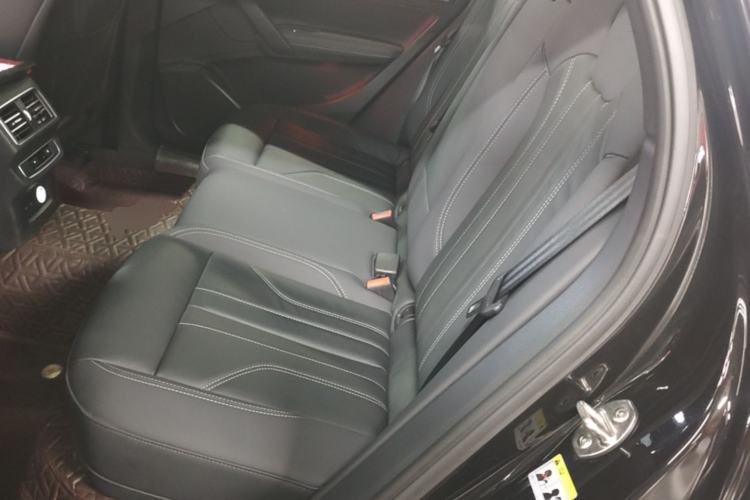 Used Audi Q5L 2023 40T Luxury Dynamic Model Left Rear Seat