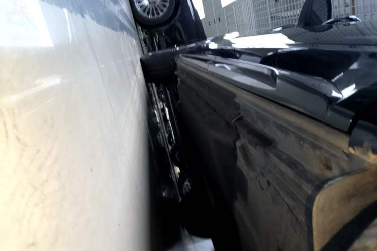 Used Audi Q5L 2023 40T Luxury Dynamic Model Left Side Sill