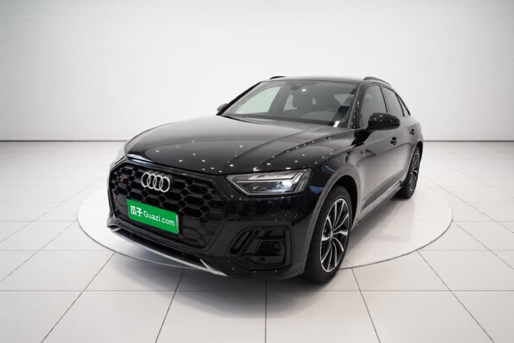 Audi Q5L 2023 40T Luxury Dynamic Model с пробегом Guazi used car, China used car export, Used car for sale, Used cars, Cheapest cars for sale