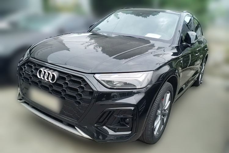 Used Audi Q5L 2023 45T Luxury Dynamic Model Guazi used car, China used car export, Used car for sale, Used cars, Cheapest cars for sale