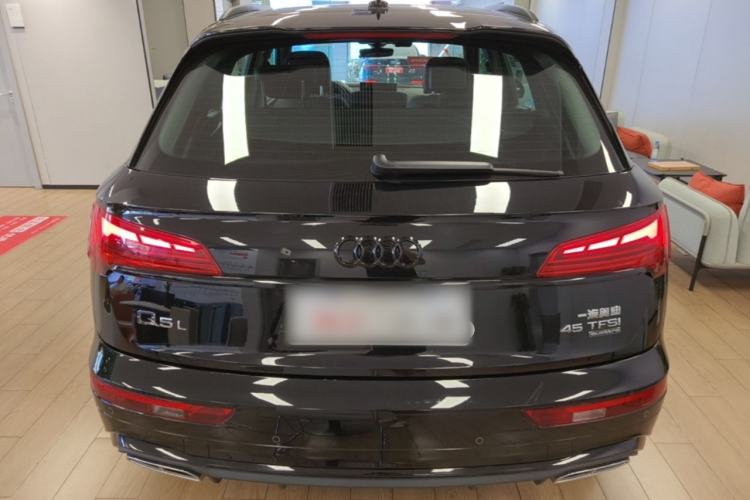 Used Audi Q5L 2023 40T Luxury Dynamic Model Rear