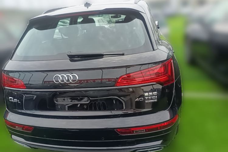 Used Audi Q5L 2023 40T Fashionable and Elegant Version Rear