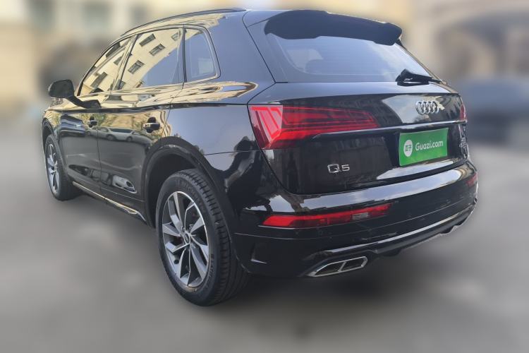 Used Audi Q5L 2023 40T Luxury Dynamic Model Rear Left 45 Deg