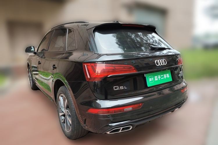 Used Audi Q5L 2023 40T Luxury Dynamic Model Rear Left 45 Deg
