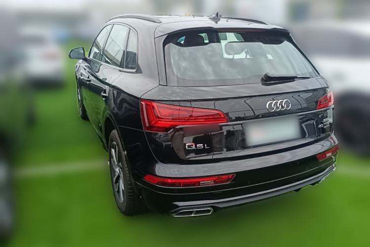 Used Audi Q5L 2023 40T Luxury Dynamic Model Rear Left 45 Deg