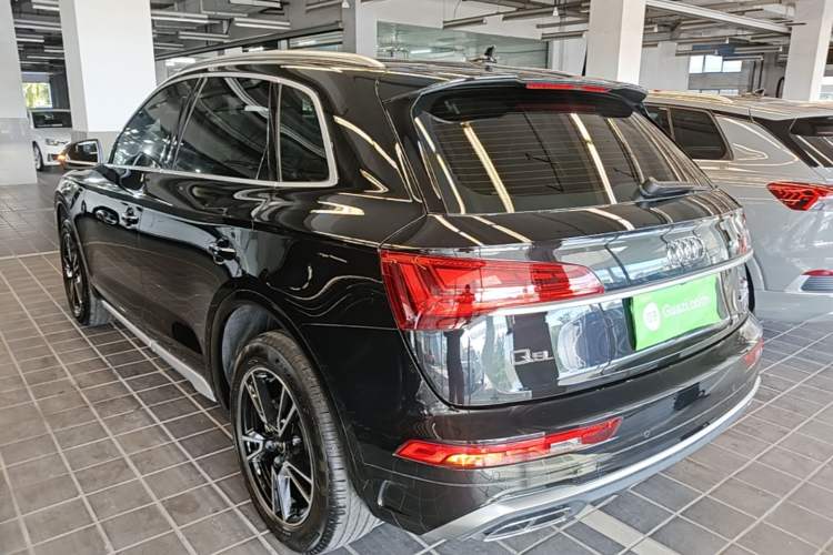 Used Audi Q5L 2023 40T Fashionable and Dynamic Edition Rear Left 45 Deg