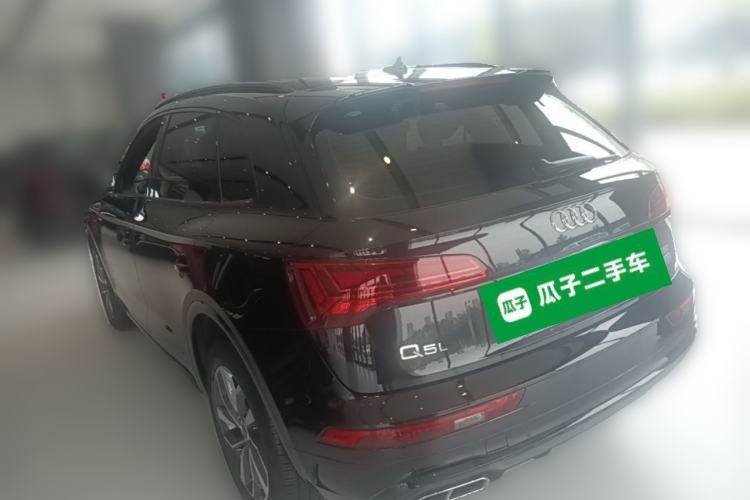 Used Audi Q5L 2023 40T Luxury Dynamic Model Rear Left 45 Deg