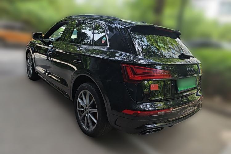 Used Audi Q5L 2023 40T Luxury Dynamic Model Rear Left 45 Deg