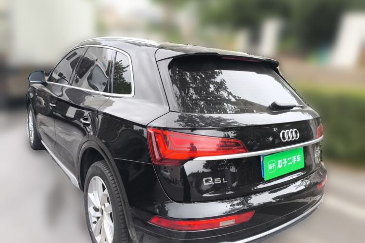 Used Audi Q5L 2023 40T Fashionable and Dynamic Edition Rear Left 45 Deg