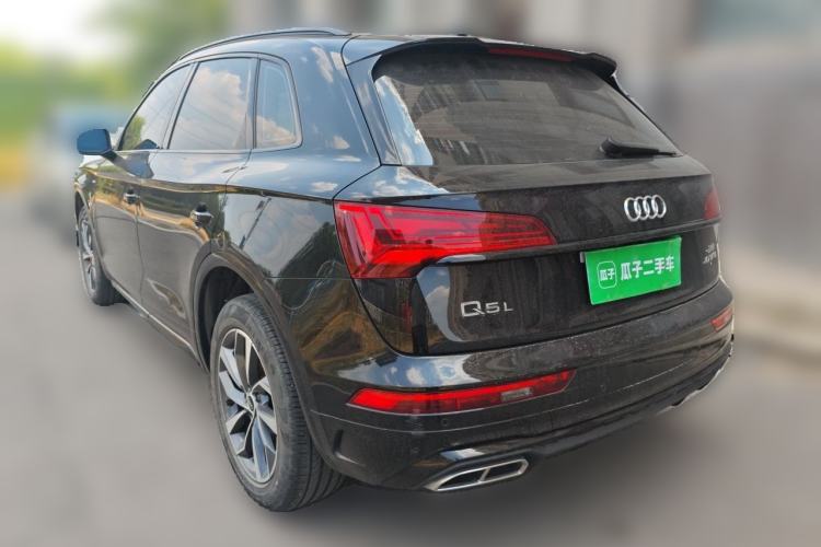 Used Audi Q5L 2023 40T Luxury Dynamic Model Rear Left 45 Deg