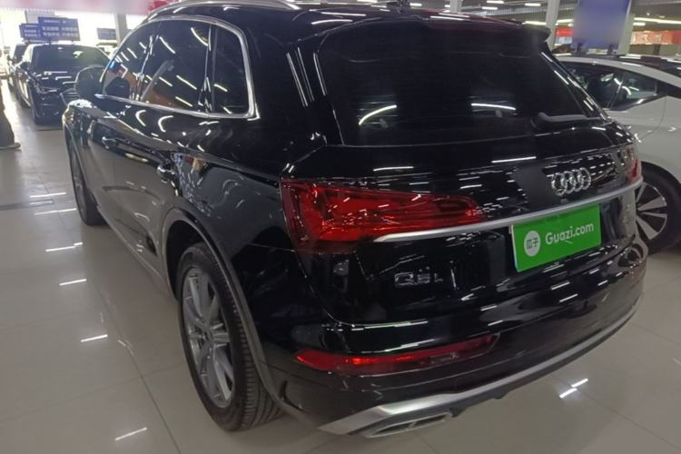Used Audi Q5L 2023 40T Fashionable and Dynamic Edition Rear Left 45 Deg