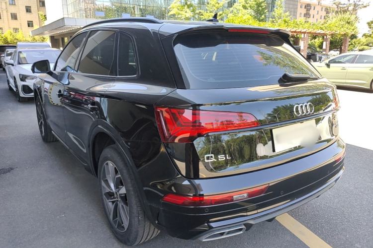 Used Audi Q5L 2023 40T Luxury Dynamic Model Rear Left 45 Deg
