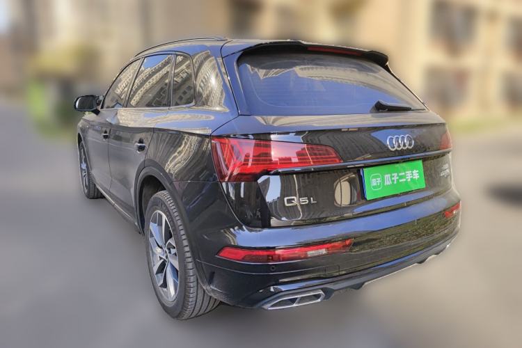 Used Audi Q5L 2023 40T Luxury Dynamic Model Rear Left 45 Deg