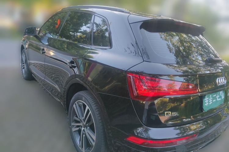 Used Audi Q5L 2023 40T Luxury Dynamic Model Rear Left 45 Deg