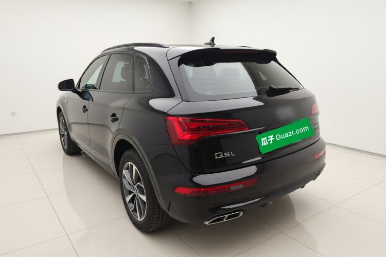 Used Audi Q5L 2023 40T Luxury Dynamic Model Rear Left 45 Deg