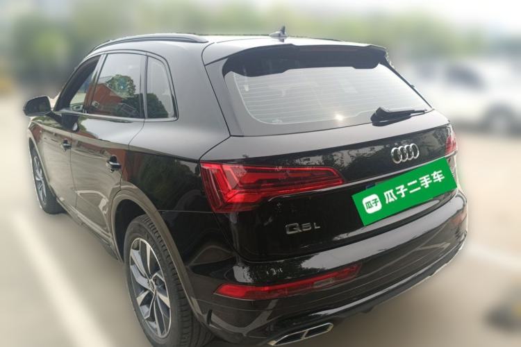 Used Audi Q5L 2023 40T Luxury Dynamic Model Rear Left 45 Deg