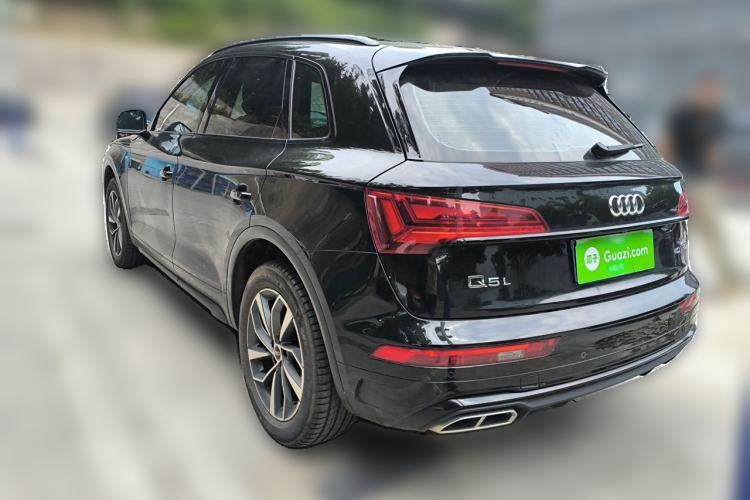 Used Audi Q5L 2023 40T Luxury Dynamic Model Rear Left 45 Deg