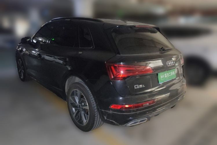 Used Audi Q5L 2023 40T Luxury Dynamic Model Rear Left 45 Deg