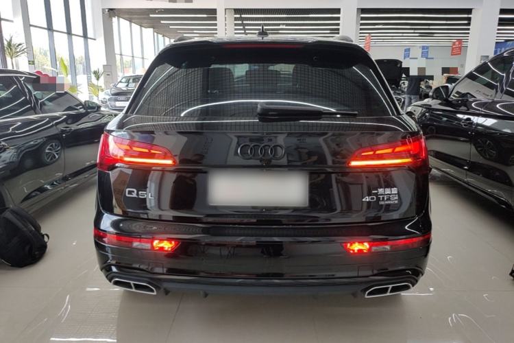 Used Audi Q5L 2023 40T Luxury Dynamic Model Rear