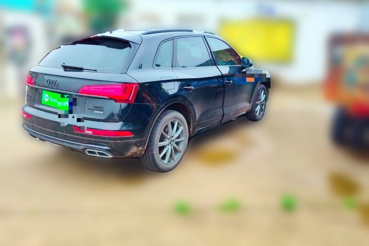 Used Audi Q5L 2023 40T Luxury Dynamic Model Rear Right 45 Deg