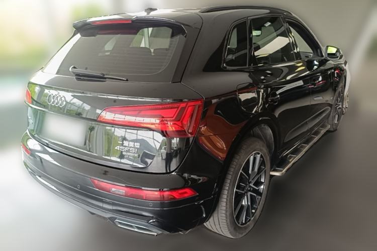 Used Audi Q5L 2023 45T Luxury Dynamic Model Rear Right 45 Deg