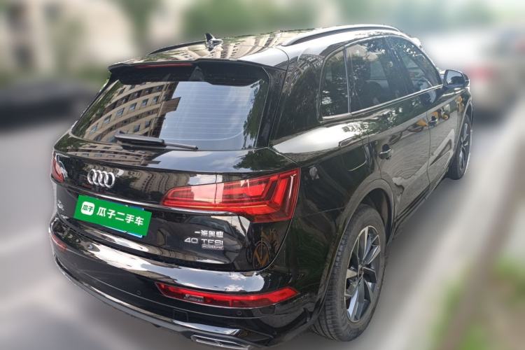 Used Audi Q5L 2023 40T Luxury Dynamic Model Rear Right 45 Deg