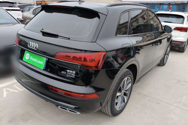 Used Audi Q5L 2023 40T Luxury Dynamic Model Rear Right 45 Deg