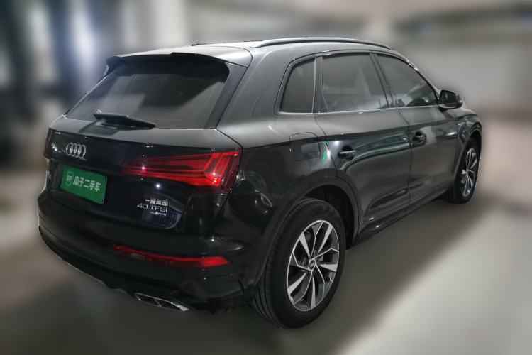 Used Audi Q5L 2023 40T Luxury Dynamic Model Rear Right 45 Deg