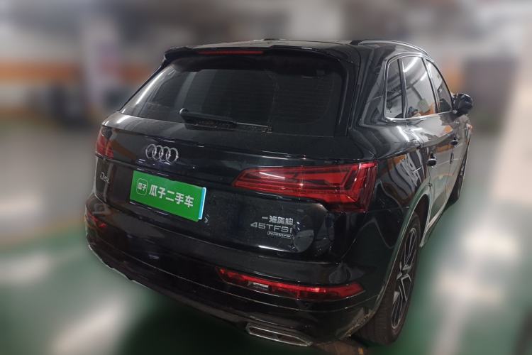 Used Audi Q5L 2023 45T Luxury Dynamic Model Rear Right 45 Deg