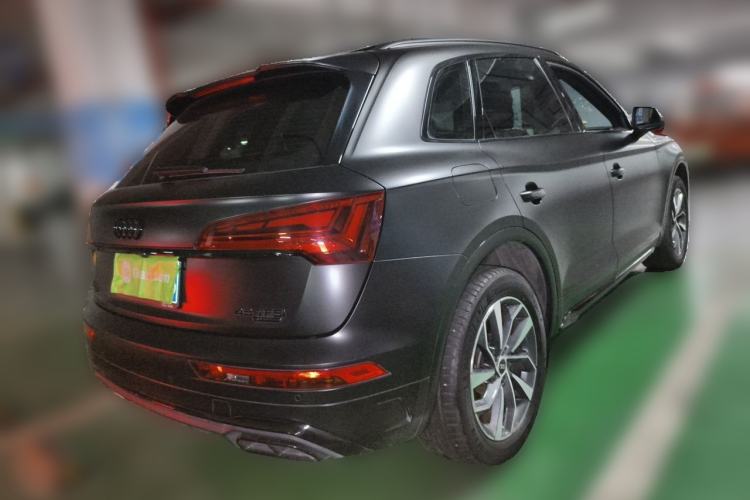Used Audi Q5L 2023 40T Luxury Dynamic Model Rear Right 45 Deg
