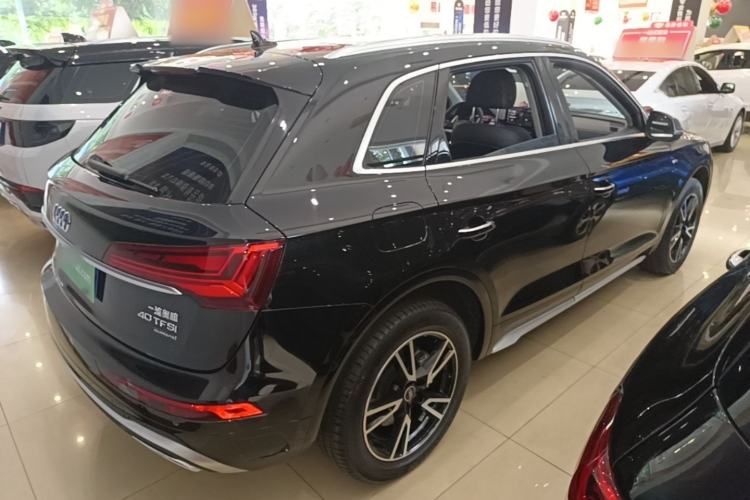 Used Audi Q5L 2023 40T Fashionable and Dynamic Edition Rear Right 45 Deg