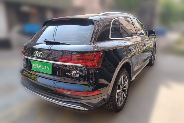 Used Audi Q5L 2023 40T Luxury Elegant Model Rear Right 45 Deg