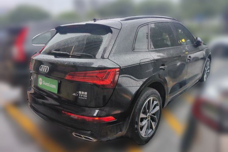 Used Audi Q5L 2023 40T Luxury Dynamic Model Rear Right 45 Deg