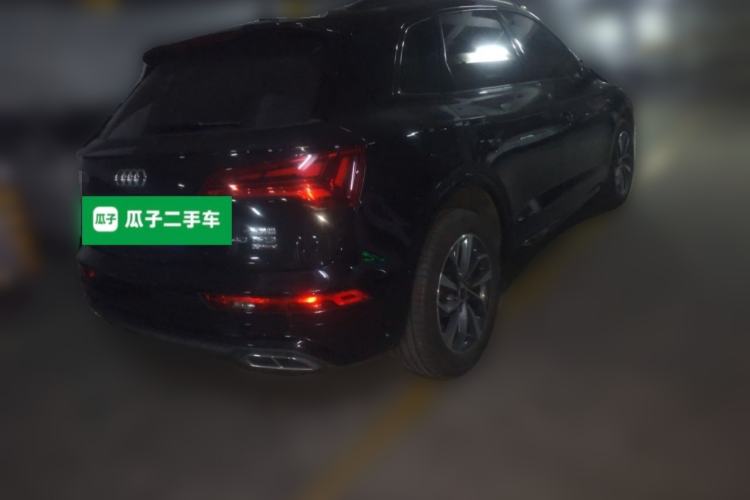 Used Audi Q5L 2023 40T Luxury Dynamic Model Rear Right 45 Deg