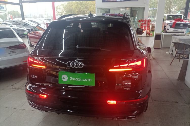 Used Audi Q5L 2023 40T Luxury Dynamic Model Rear