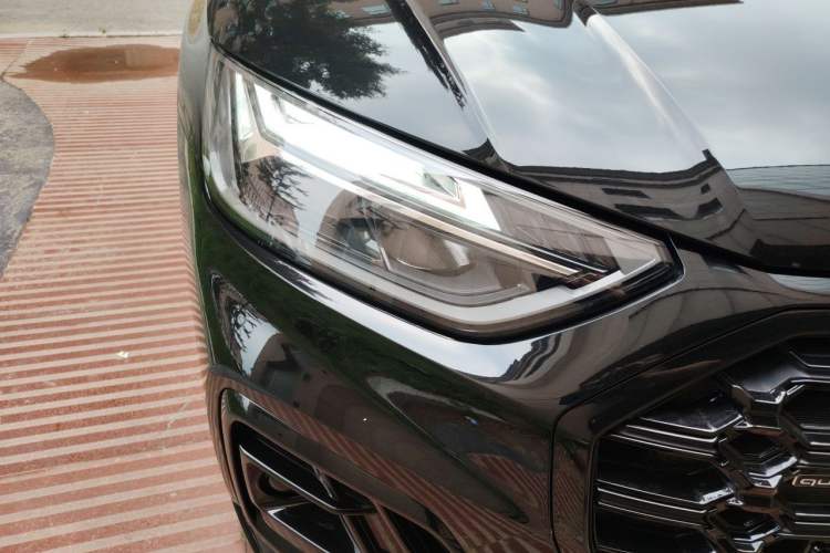 Used Audi Q5L 2023 40T Luxury Dynamic Model Right Front Headlight