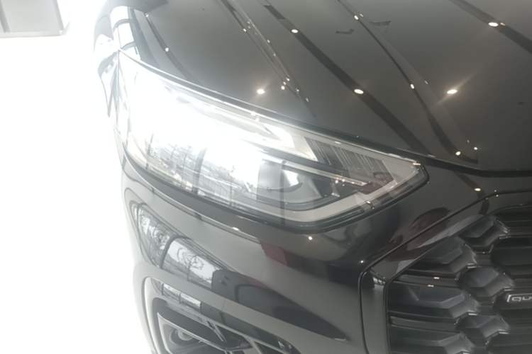 Used Audi Q5L 2023 40T Luxury Dynamic Model Right Front Headlight