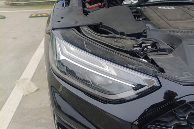 Used Audi Q5L 2023 40T Luxury Dynamic Model Right Front Headlight