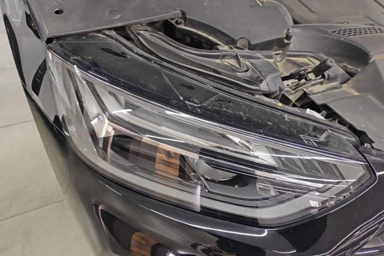 Used Audi Q5L 2023 40T Luxury Dynamic Model Right Front Headlight