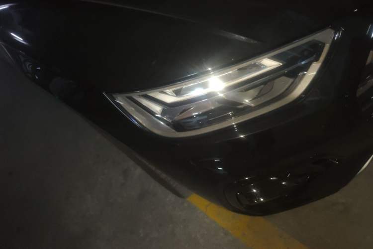 Used Audi Q5L 2023 40T Luxury Dynamic Model Right Front Headlight