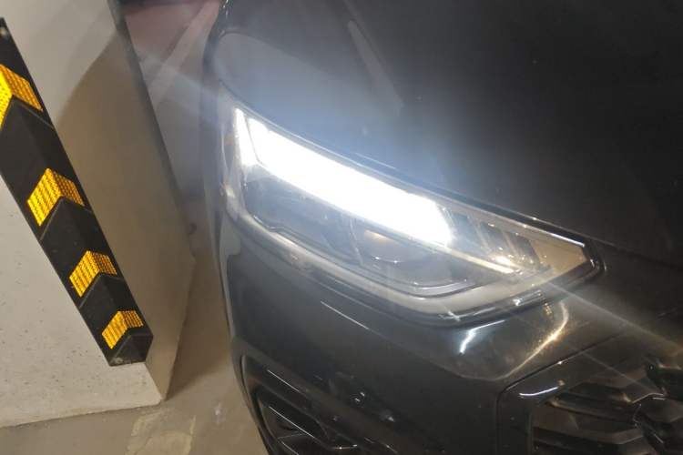 Used Audi Q5L 2023 40T Luxury Dynamic Model Right Front Headlight
