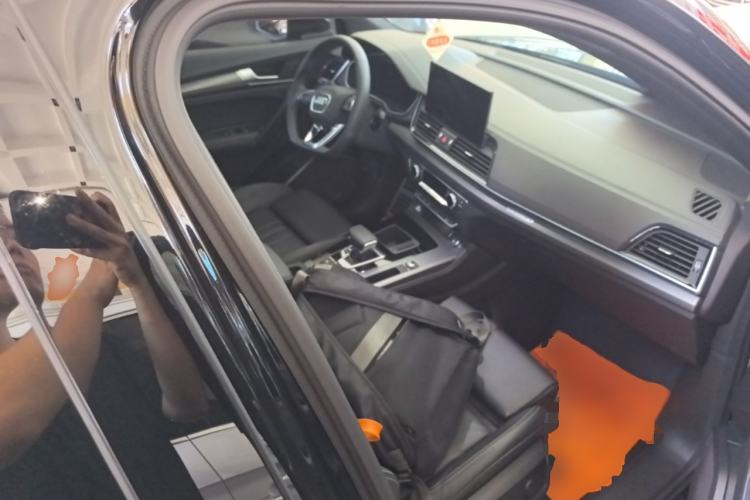 Used Audi Q5L 2023 40T Luxury Dynamic Model Right Front Seat